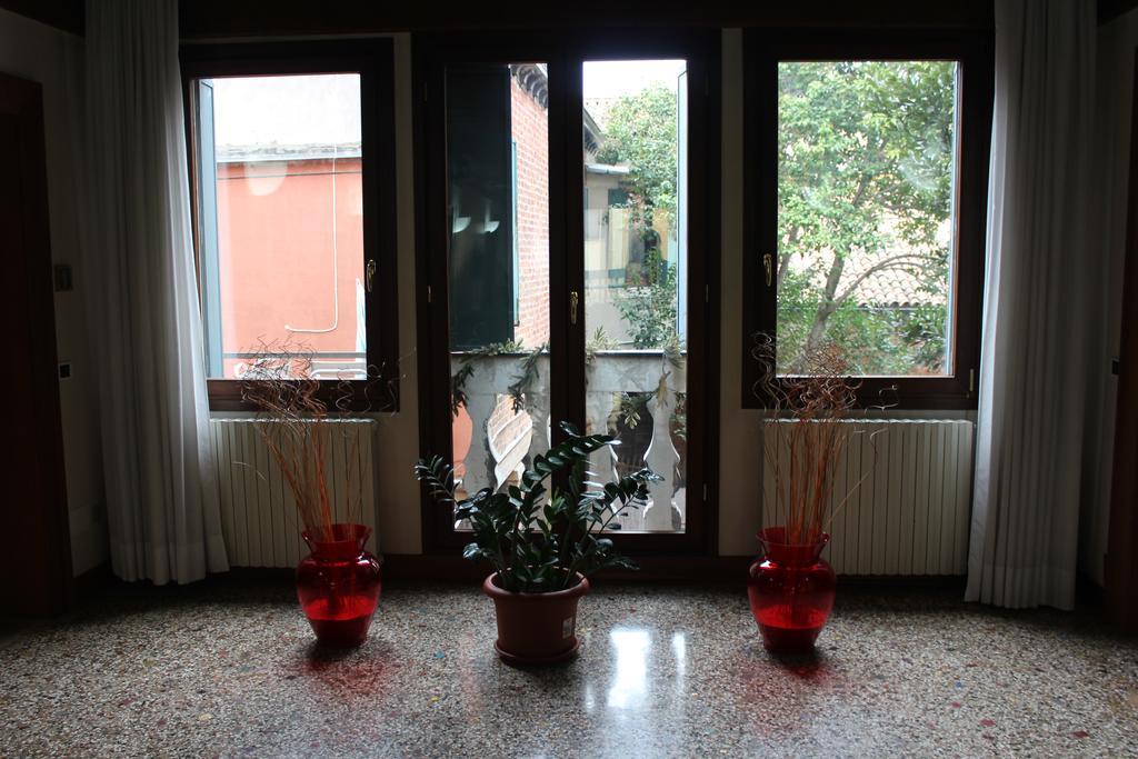 Bed and Breakfast Domus Orsoni à Venise Extérieur photo